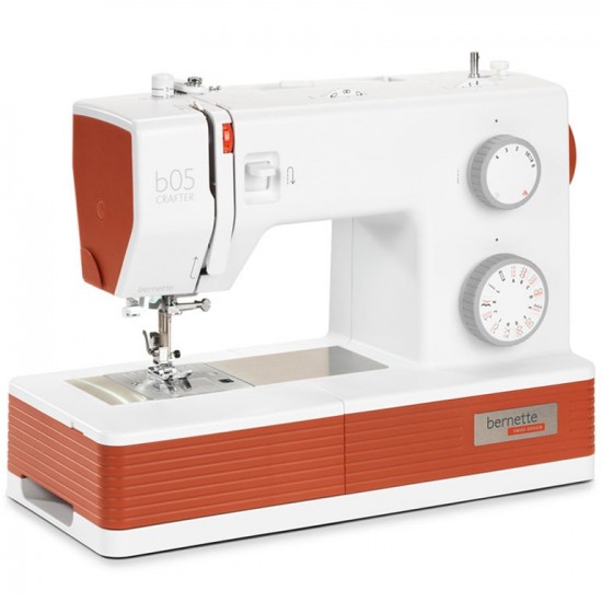 Bernina Bernette B05 Crafter фото 5102