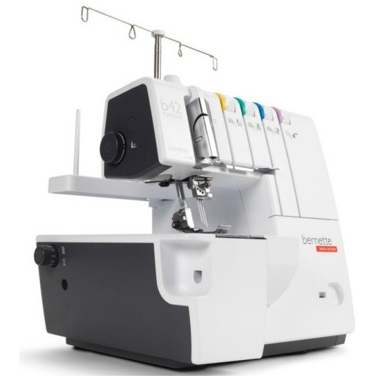 Bernina Bernette FunLock B42 фото 5206
