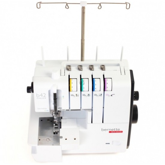 Bernina Bernette FunLock B42 фото 5211